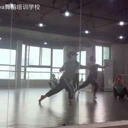 超级火的爆料舞蹈视频,火爆全网!揭秘神秘舞蹈视频背后的惊人真相 第2张 超级火的爆料舞蹈视频,火爆全网!揭秘神秘舞蹈视频背后的惊人真相 第2张